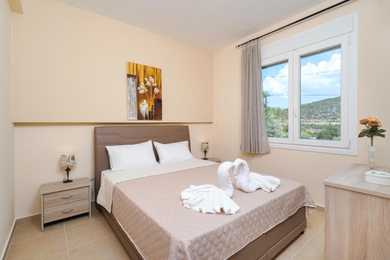 Theodore Apartments Skála Marión المظهر الخارجي الصورة